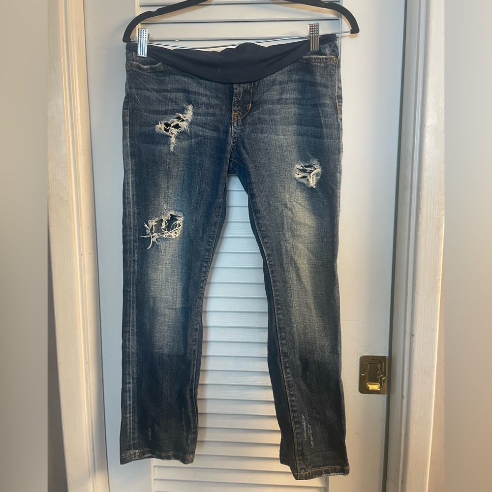A Pea In The Pod Size S Size 29 Distressed, Ultra Flattering skinny jeans